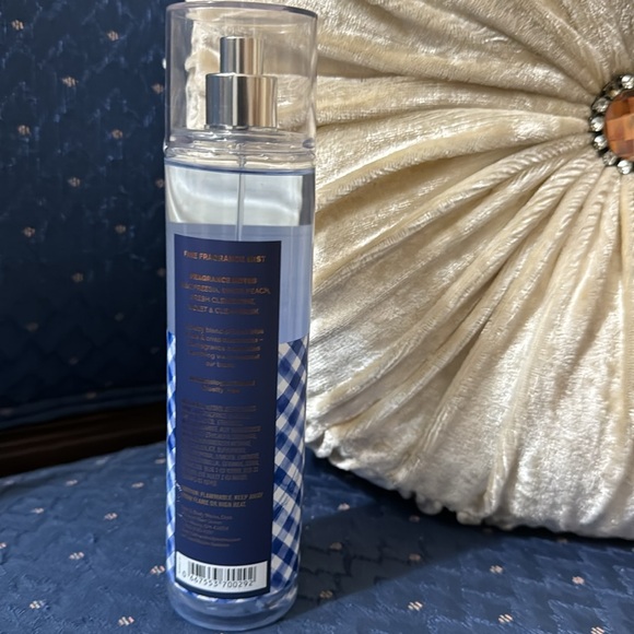 BATH & BODY WORKS SET. . . GINGHAM SCENT - Picture 4 of 6